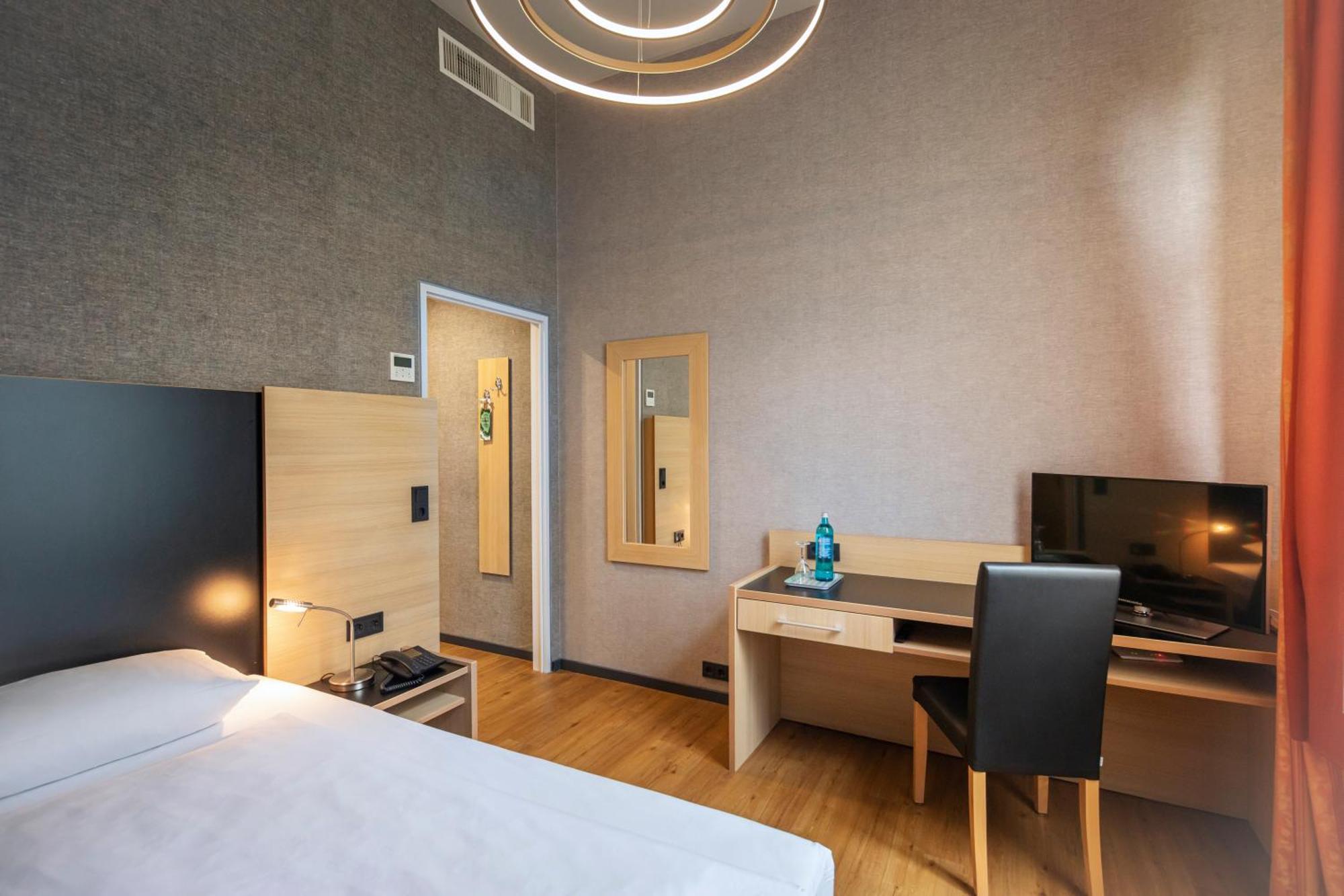 Roomingtons Hotel Franziskushoehe Lohr Εξωτερικό φωτογραφία